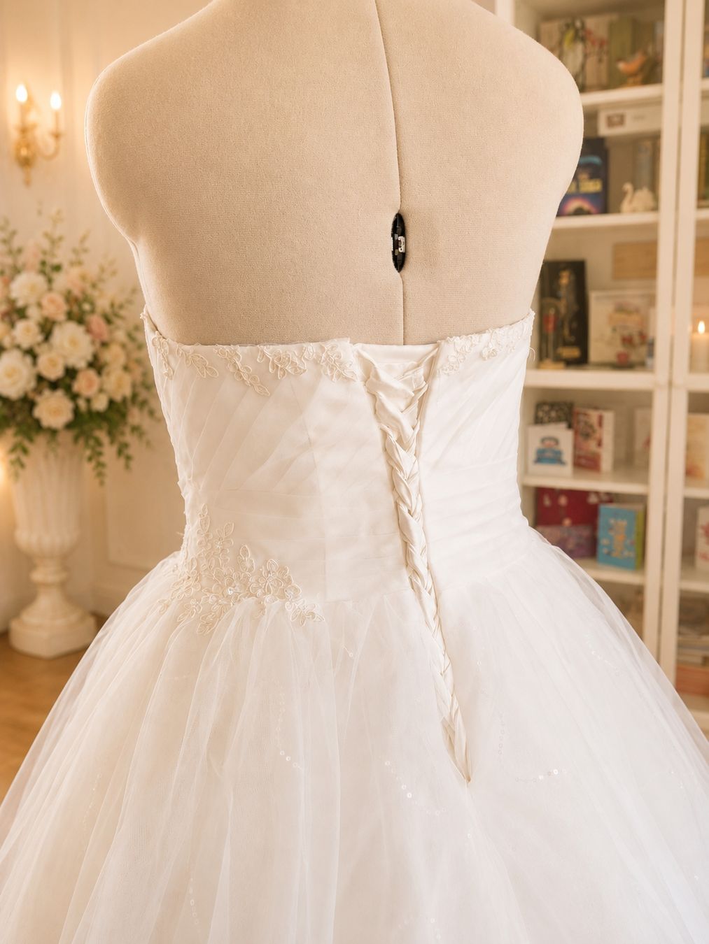 Vestiti: Wunderschönes Brautkleit Prinzessin – Nuovo e nell'imballaggio originale da Uetendorf venduto da JR-Fantasyhouse 6