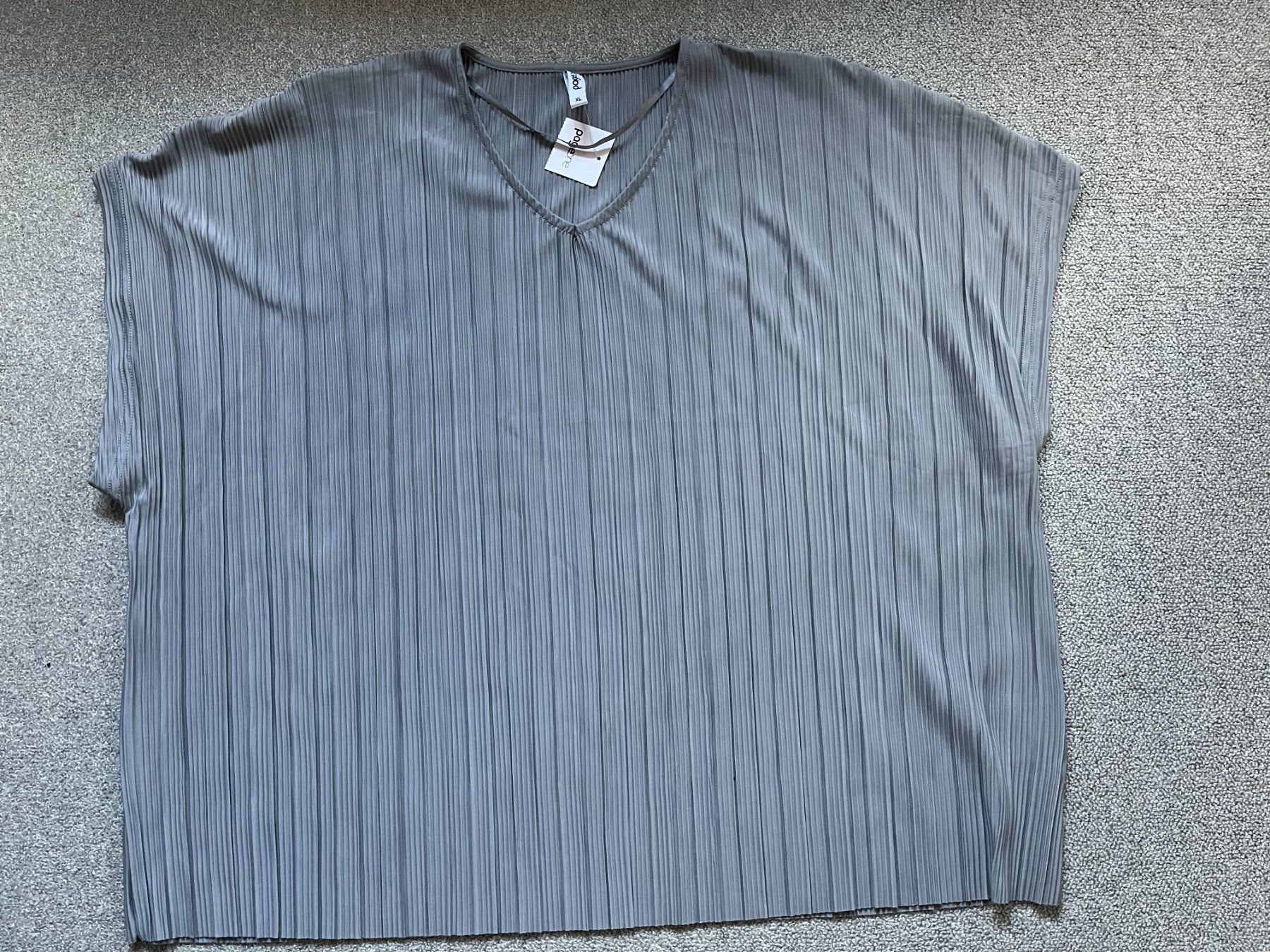 Camicette: Bluse Gr XXL Fabrikneu – Nuovo e nell'imballaggio originale da Rekingen AG venduto da Barmaleus