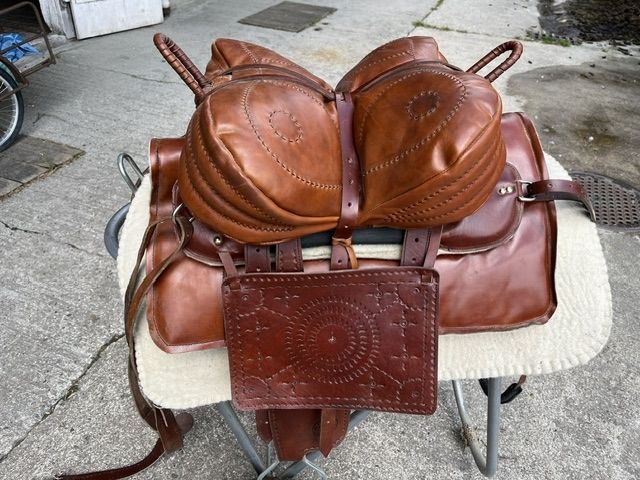 Selle & Accessori: original georgischer Reitsattel – Nuovo (secondo la descrizione) da Dussnang venduto da khulamahula