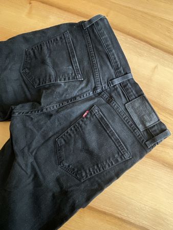 Schwarze Levi's 512 Jeans, Gr W29/L32 - Top Zustand!