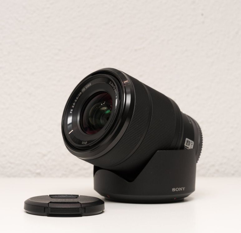 Sony Fe 28-70mm F3.5-5.6 OSS Lens For E-Mount With Hood And Cap