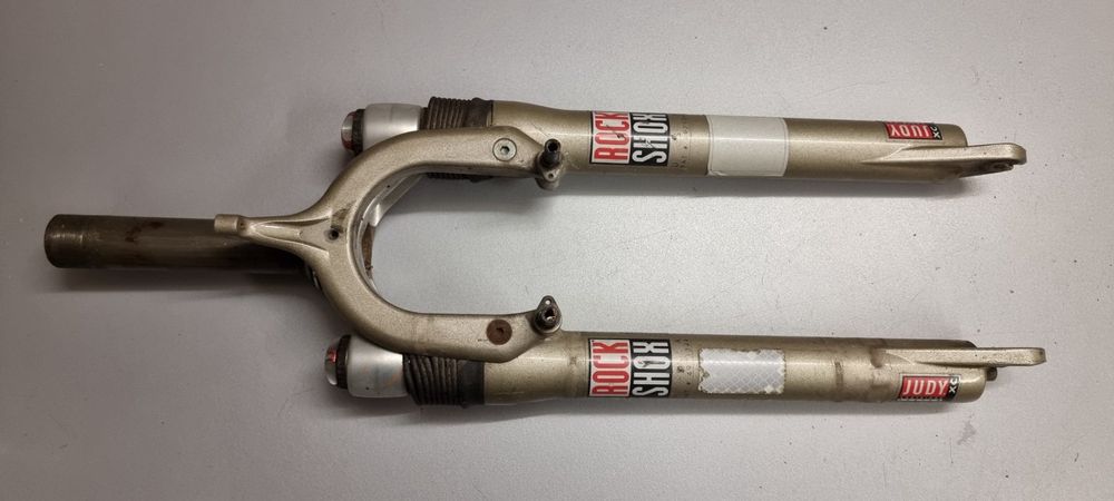 Forcella Rockshox Judy XC 26 Pollici – Sospensione MTB Grigia, Ricambio O Restauro - Foto 4