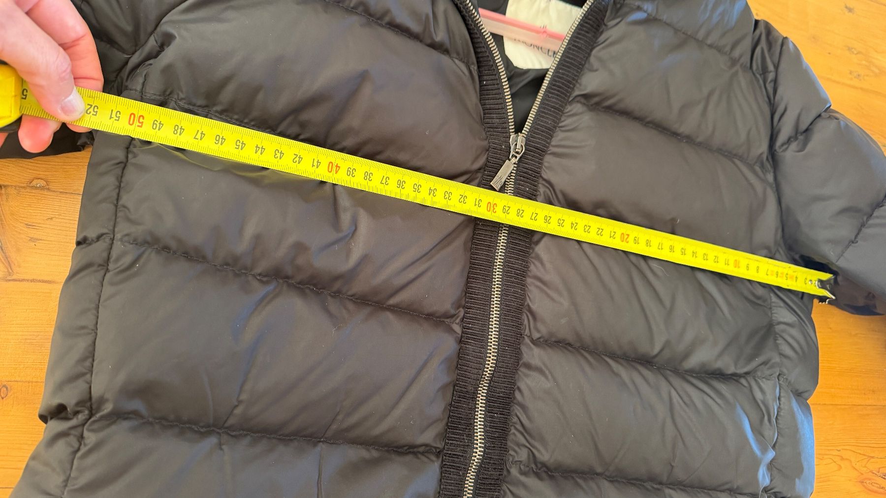 Moncler Giacche: Doudoune veste  Moncler  taille 4 parfait état – Usato da Collombey venduto da canny76 9