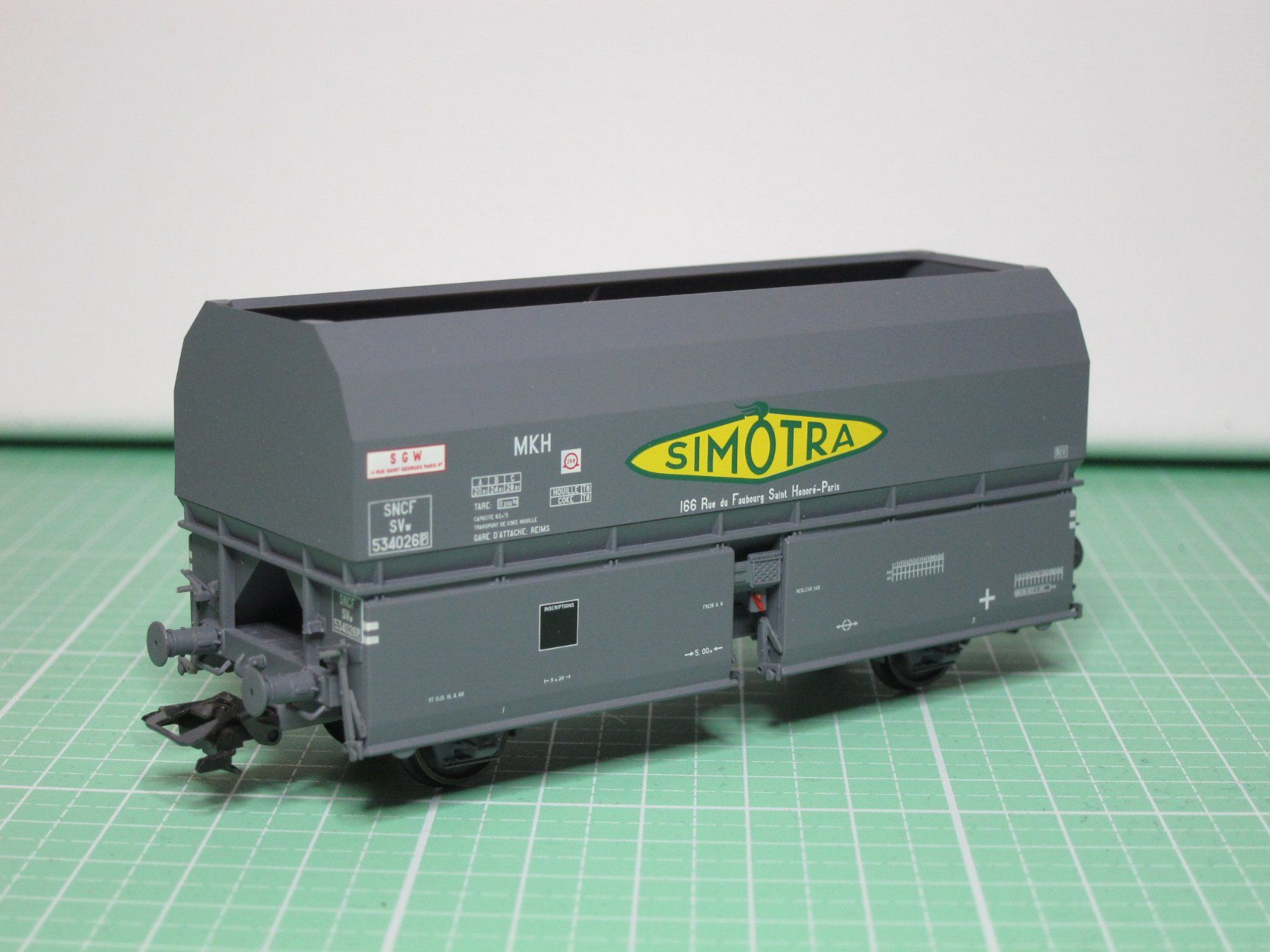 Modelleisenbahnen: 2 Modellbahn Güterwagen SIMOTRA SNCF. – Gebraucht aus Zürich von Bubola 2
