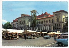 LAUSANNE Marché - Auto