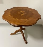 Eleganter vintage Intarsien-Beistelltisch
