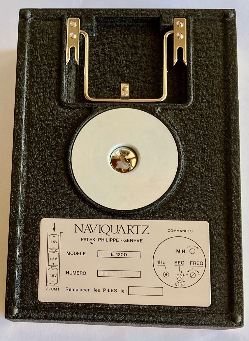 Patek Philippe Orologi da terra & Orologi da parete: Patek Philippe Novoquartz Tischuhr – Usato da Hünibach venduto da Prayingmantis 6