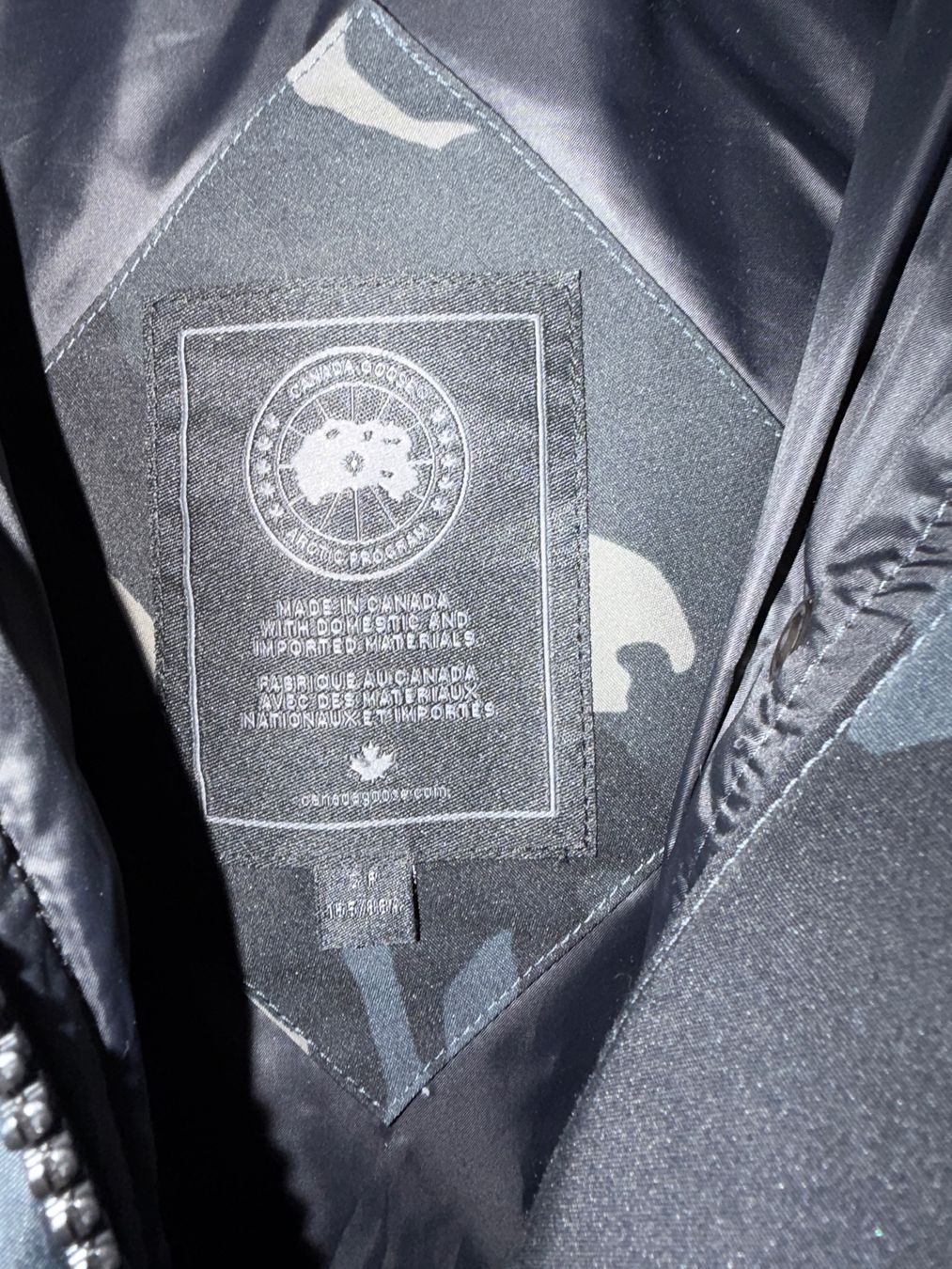 Canada Goose Giacche: Canada Goose Black Edition Neu – Nuovo (secondo la descrizione) da Ehrendingen venduto da Nr.7 3