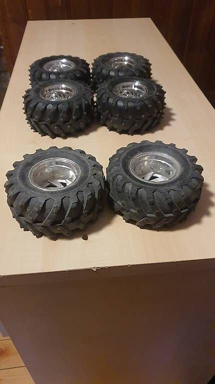 Modellismo RC: Rc Räder mit Noppen, Gebraucht, 12mm hex – Usato da Peist venduto da Chrigi7029 1