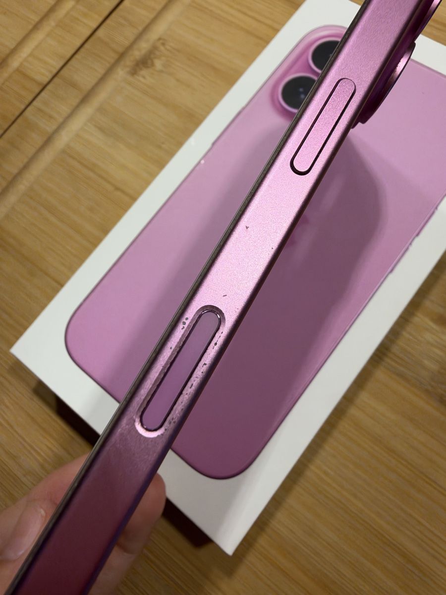 Apple Telefoni cellulari / Smartphones: iPhone 16 | Pink | 128 GB – Usato da Brünisried venduto da sve_vft2 3