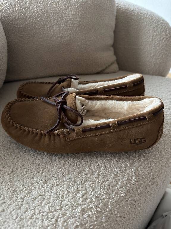 Damenschuhe: Ugg dakota leather size 37.5  – Neu und originalverpackt aus Bern von sar_r5dp 4