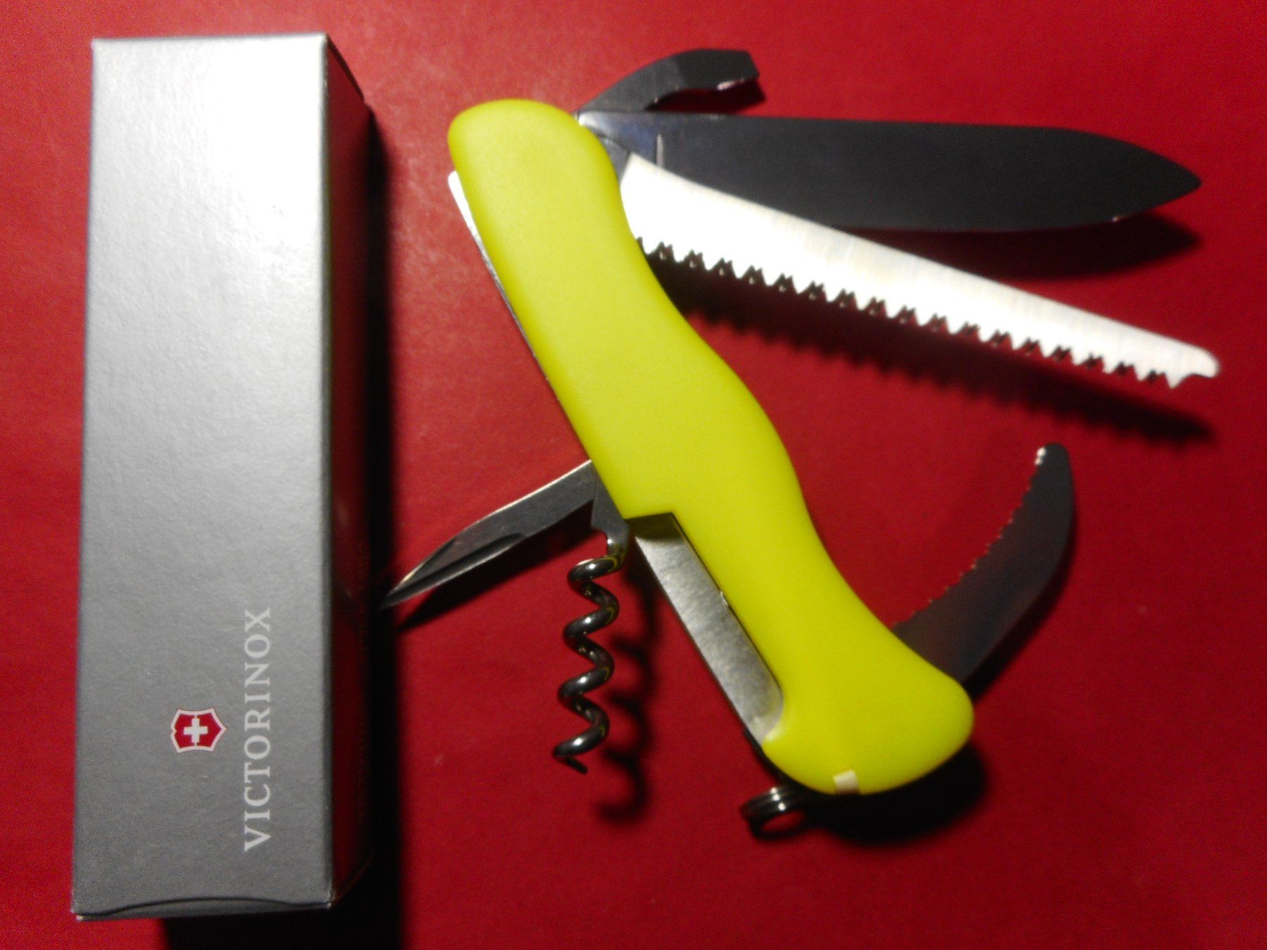 Victorinox Taschenmesser: Victorinox Hunter Stayglow / Huber – Neu und originalverpackt aus Rotkreuz von Hubbil 1