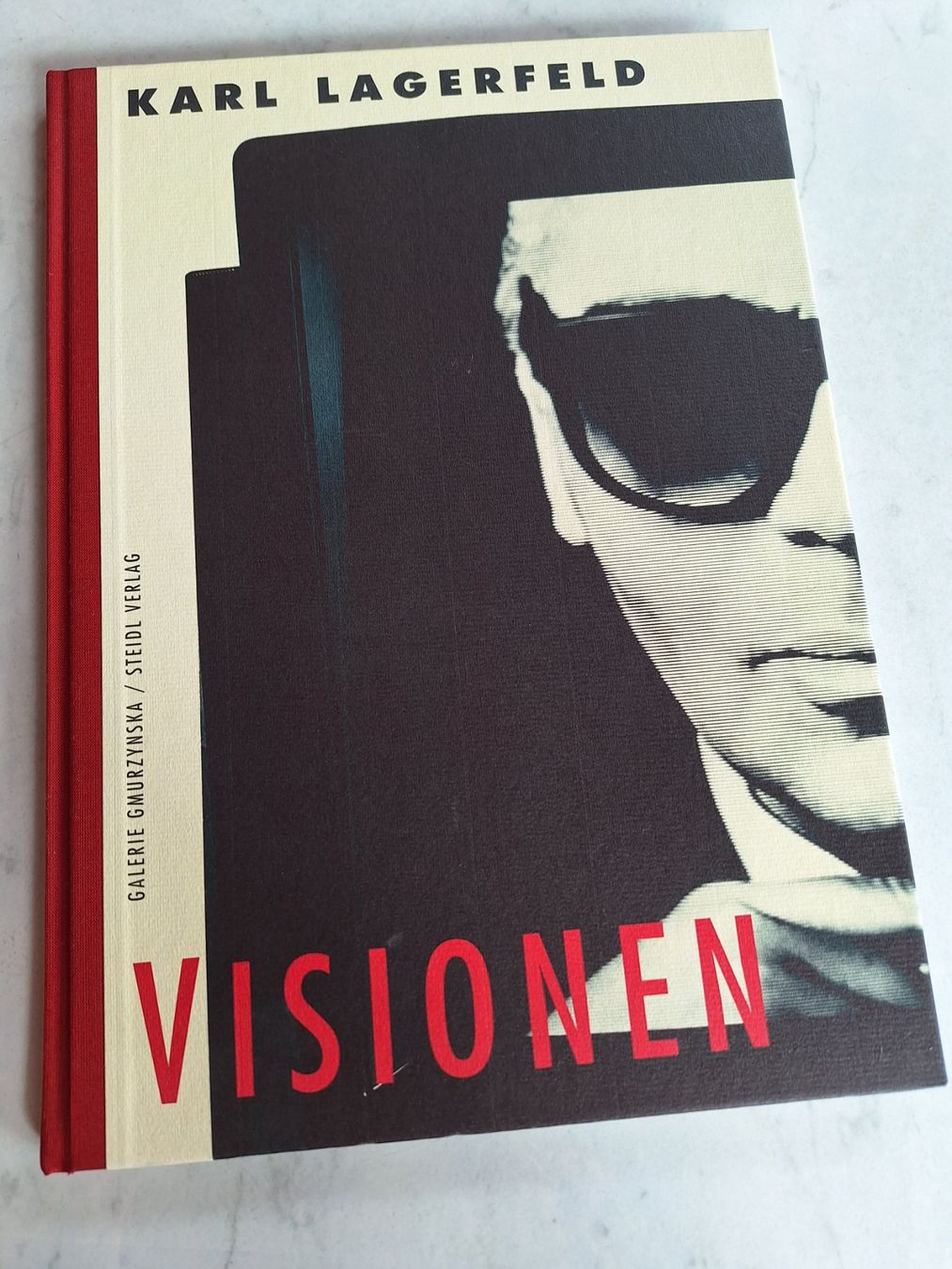 Libri: KARL LAGERFELD - VISIONEN 1996 – Nuovo (secondo la descrizione) da Huttwil venduto da Kunterbuntli