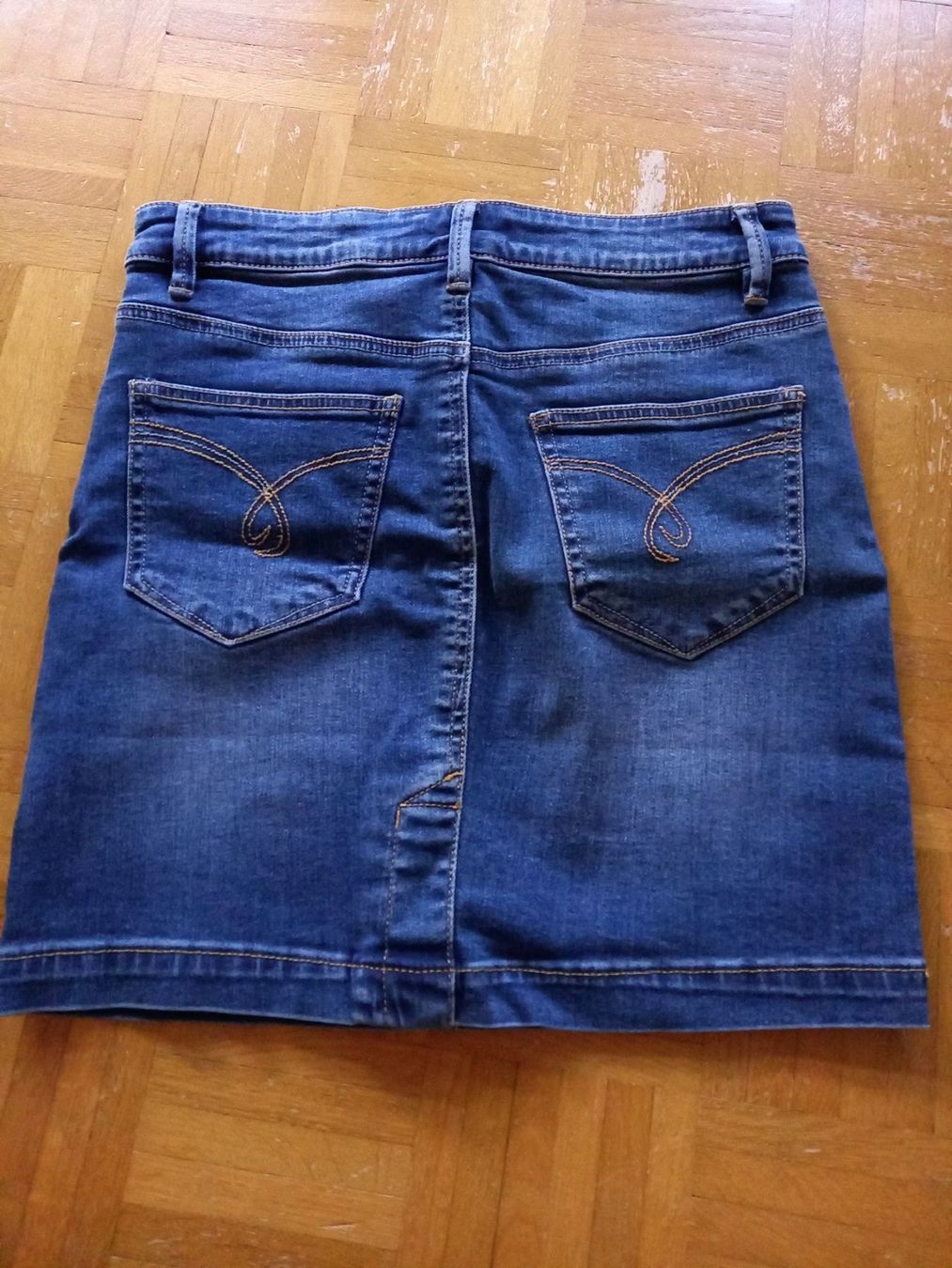 Röcke: 1×getragener Jeansrock – Gebraucht aus Frick von sika1960 1