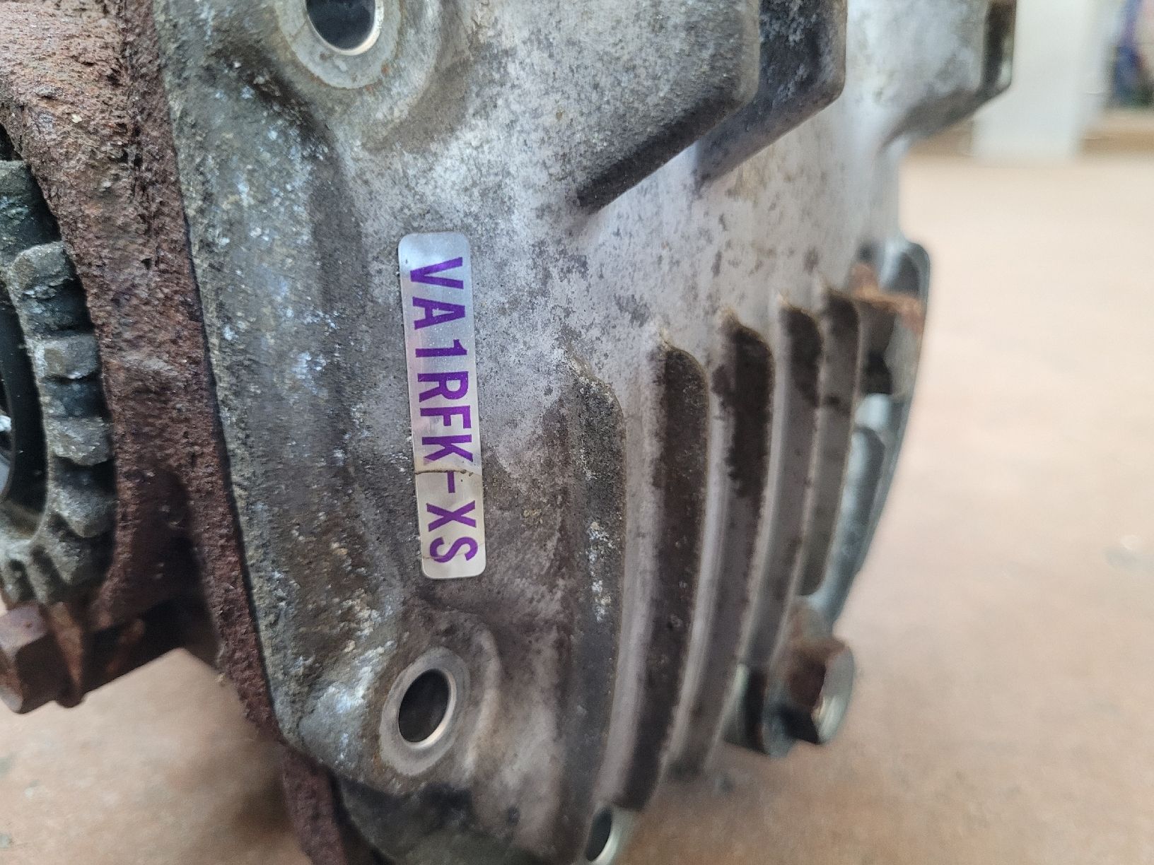 Subaru Tutti pezzi di ricambio auto: Hinterachsdifferential + Antriebwellen Subaru Forester – Usato da Hinwil venduto da riff31 2