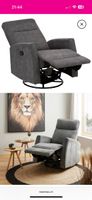Grauer Relaxsessel mit Drehfunktion