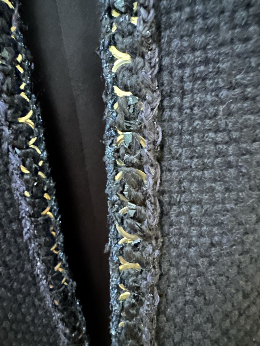 Chanel Cappotti: CHANEL Mantel – Nuovo e nell'imballaggio originale da Basel venduto da pat_ttq6 9