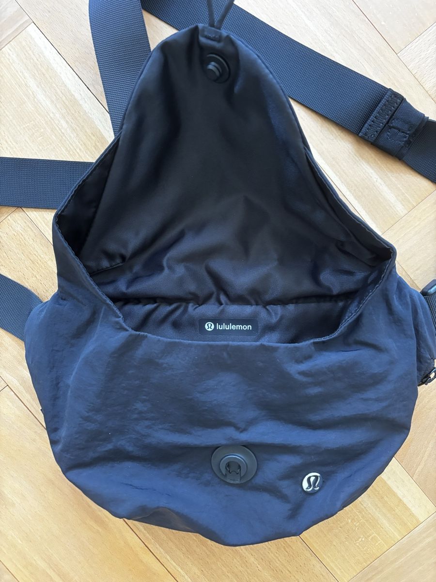 Lululemon Borse: Tasche von Lululemon – Usato da Zürich venduto da LuluK88 1