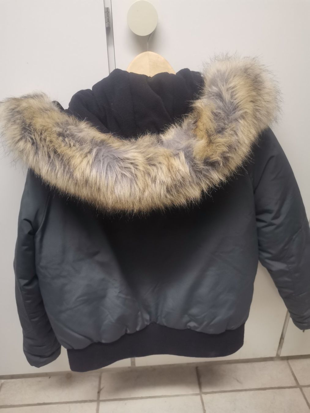 Giacche: Lässige Jacke Gr. M – Usato da Therwil venduto da JeannysTrendStyle 1