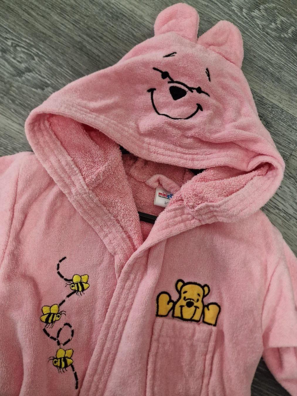 Bademäntel: Baby Bademantel Winnie Pooh – Neu und originalverpackt aus Basel von Lemonn 2
