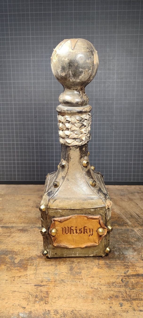 Altro: Wunderschöne  cuule Whisky Flasche – Usato da Gelterkinden venduto da MYSTOREFORYOU4460