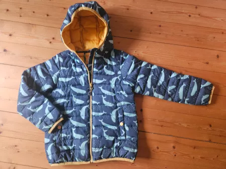 Tolle Frugi Daunenjacke 128/134 mit Wal