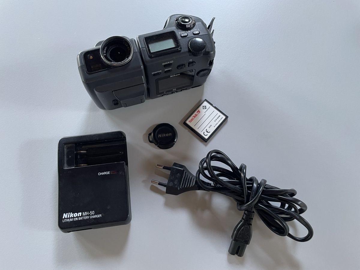 Coolpix Fotocamera: Nikon Coolpix 995, Digitalkamera – Usato da Zürich venduto da haeschesnonid 5