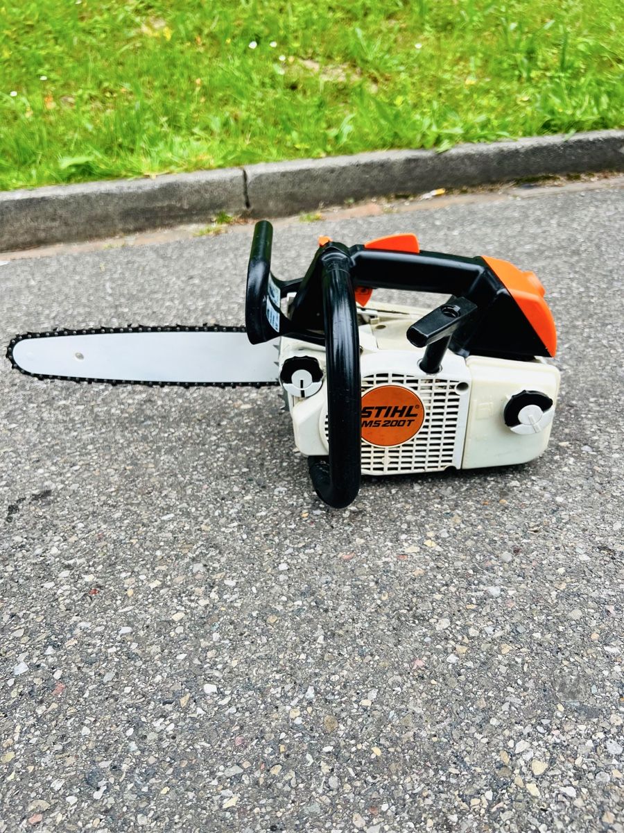 Stihl Seghe: Motorsäge Stihl MS 200 T – Usato da Urdorf venduto da mas_5wfz 1