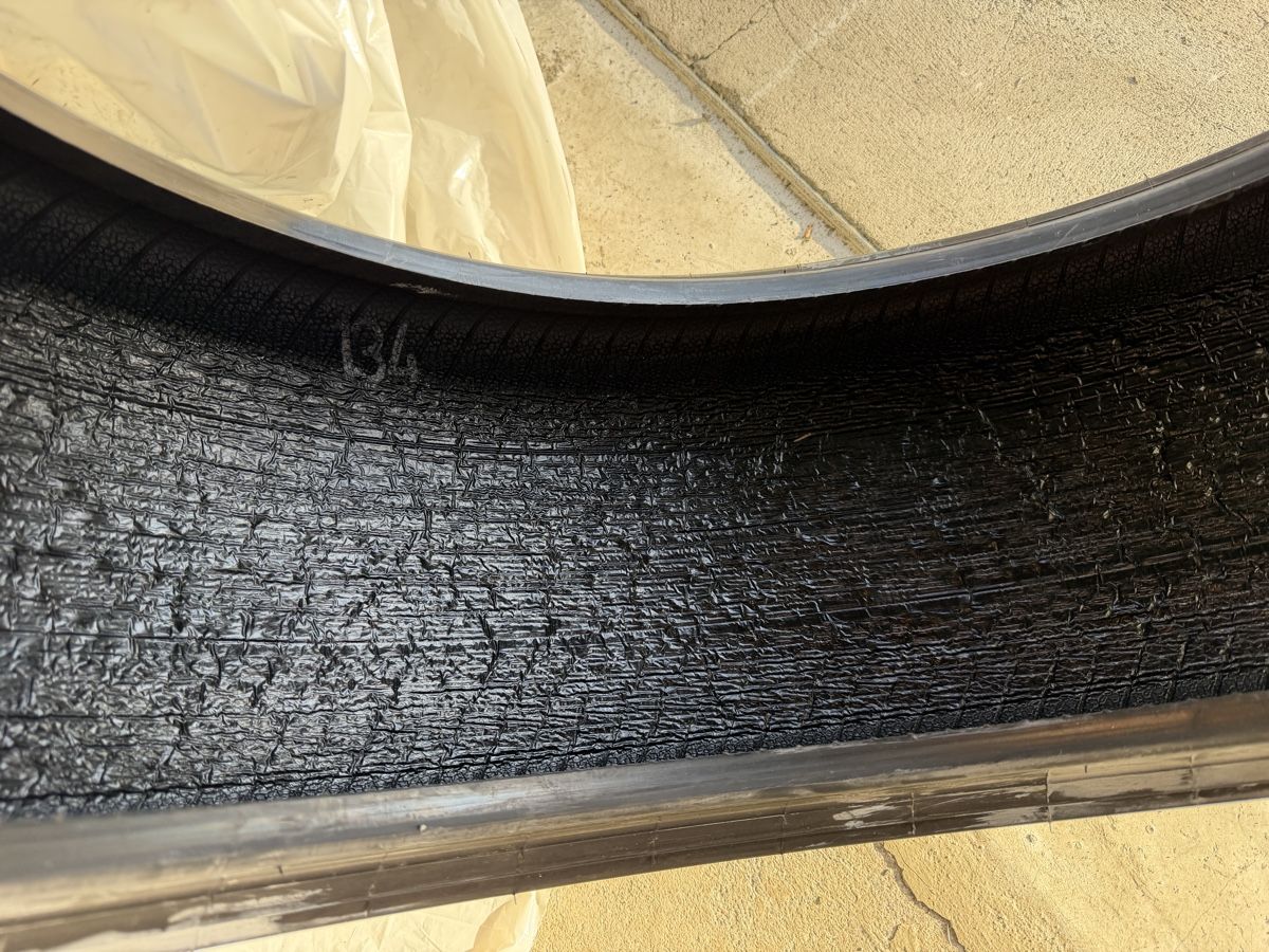Tutti pezzi di ricambio auto: Pirelli P Zero 245/35 R20 95Y 2Stk. – Usato da Zug venduto da san_rqn9 4