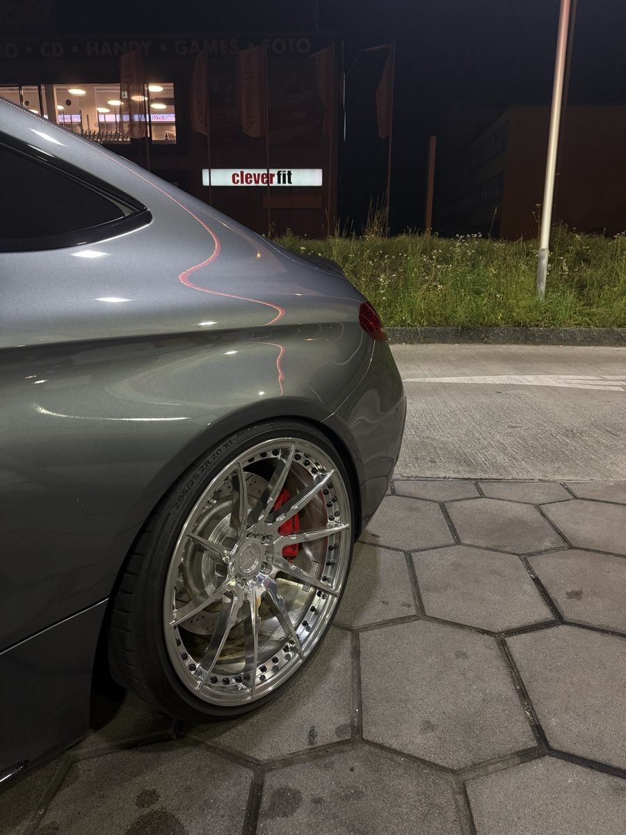 Mercedes-Benz Autos: Mercedes C63s AMG | Ohne OPF, Aulitzky Auspuffanlage – D'occasion à Uster par alb_l8gz 5
