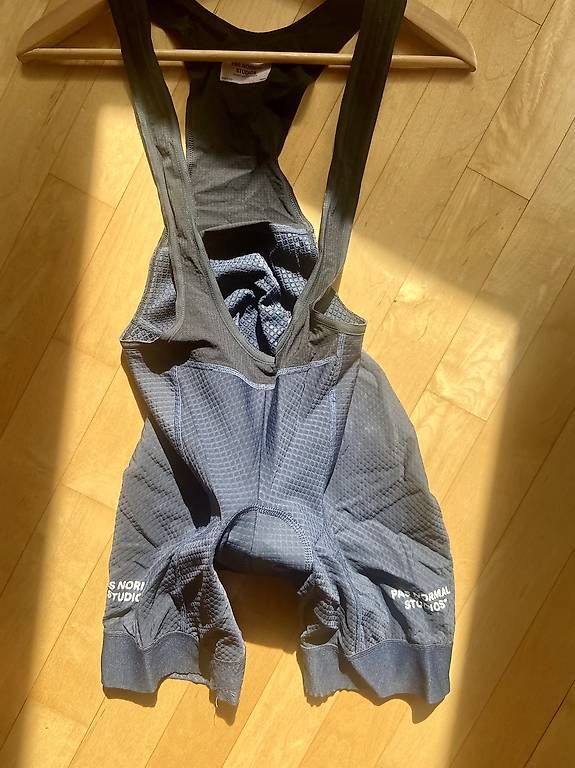Pantaloni: Damen Bib Pas normal studios essential Grösse S – Usato da Mollis venduto da sch_7b5z
