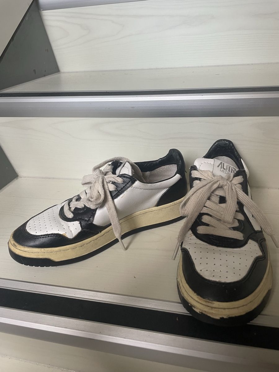 Autry Herrenschuhe: Autry Sneaker Gr. 38, schwarz/weiss – Gebraucht aus Zürich von tiiina4 3