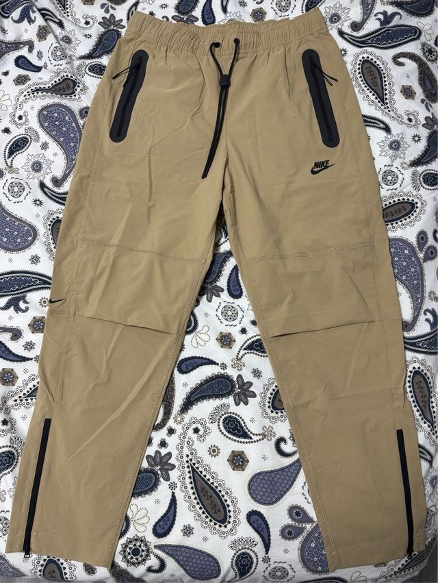 Nike Hosen: Nike Tech Tracksuit bottom (Size S) NEW!! – Neu (gemäss Beschreibung) aus Zürich von CG_8