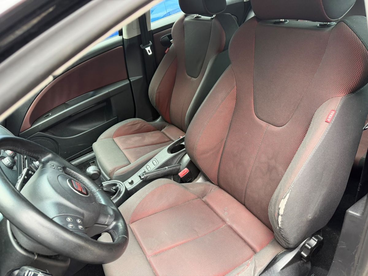 Seat Autos: Seat Leon 1.6 MPI – Defekt aus Balsthal von Momchi3 4