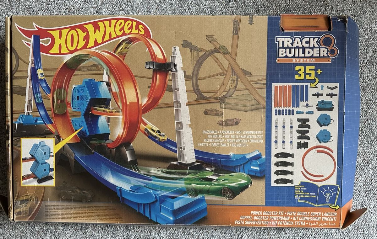Hot Wheels Piste: Hot Wheels Track Builder System 35+ Teile Konvolut – Usato da Laufenburg venduto da Mactso