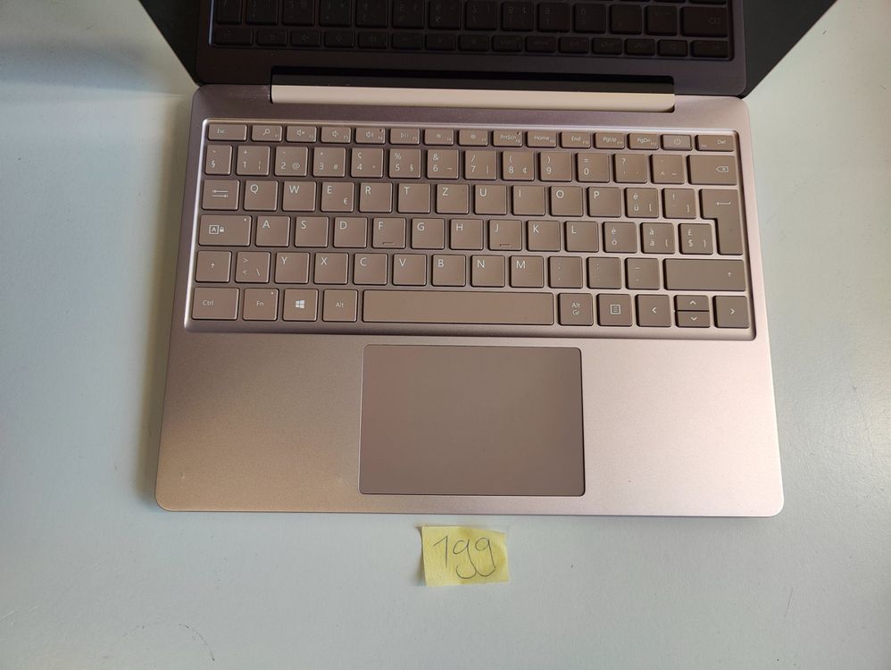 Microsoft Surface Laptop Go (1943) Ab  (Defekt) in Solothurn für CHF 47 – mit Lieferung auf