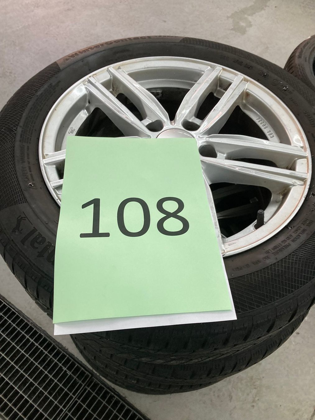 Audi Pneumatici & Ruote complete: Audi A4 Winterräder 205/60R16 – Usato da Cham venduto da WB2223 7