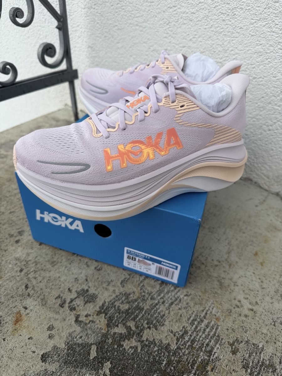 Hoka One One Damenschuhe: HOKA Skyward X2 Running Shoe – Neu und originalverpackt aus Zürich von agichristine