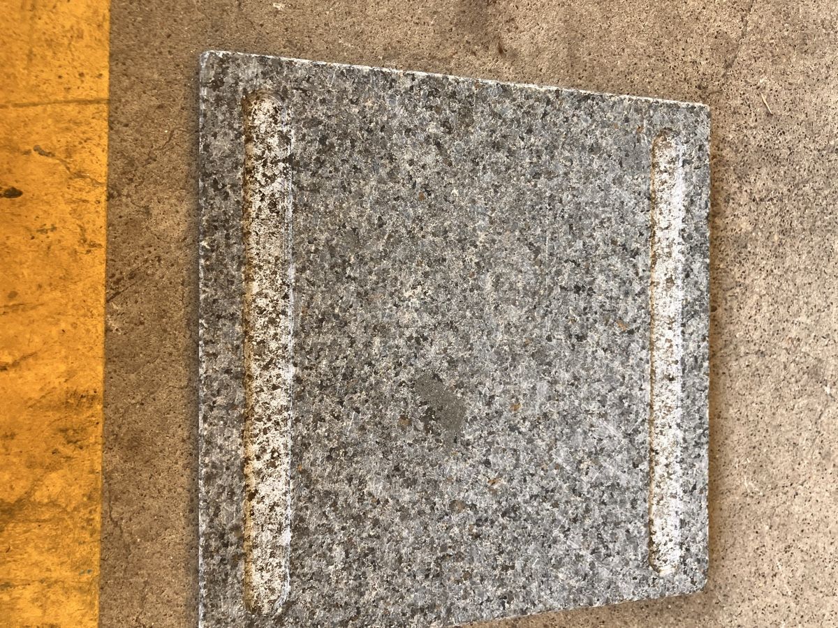 Servierplatten: Granitplatte mit Muster L. 31.5 cm B. 21 cm – Gebraucht aus Benglen von Oommaahhaa 4