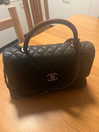 Chanel Coco top handle,schwarz Leder guter Zustand