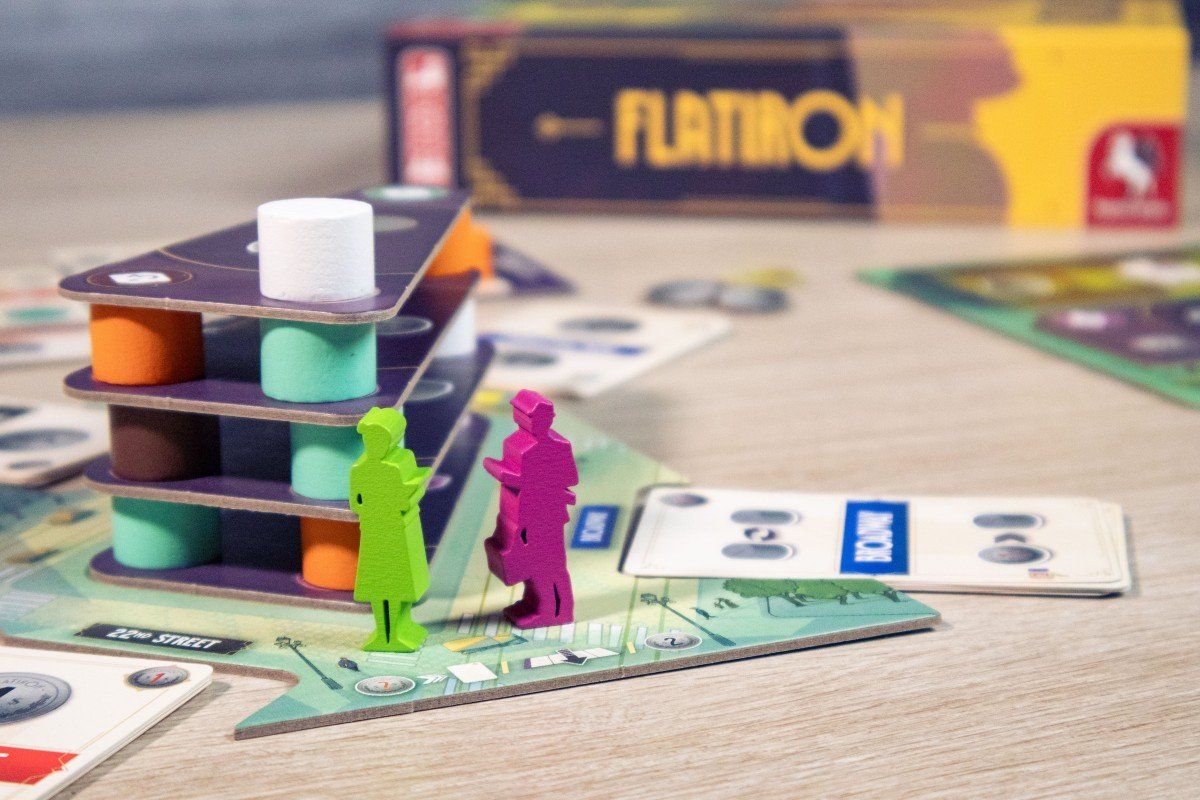 Pegasus Spiele Giochi: Spiel Flatiron – Nuovo e nell'imballaggio originale da Uster venduto da Ludit 2