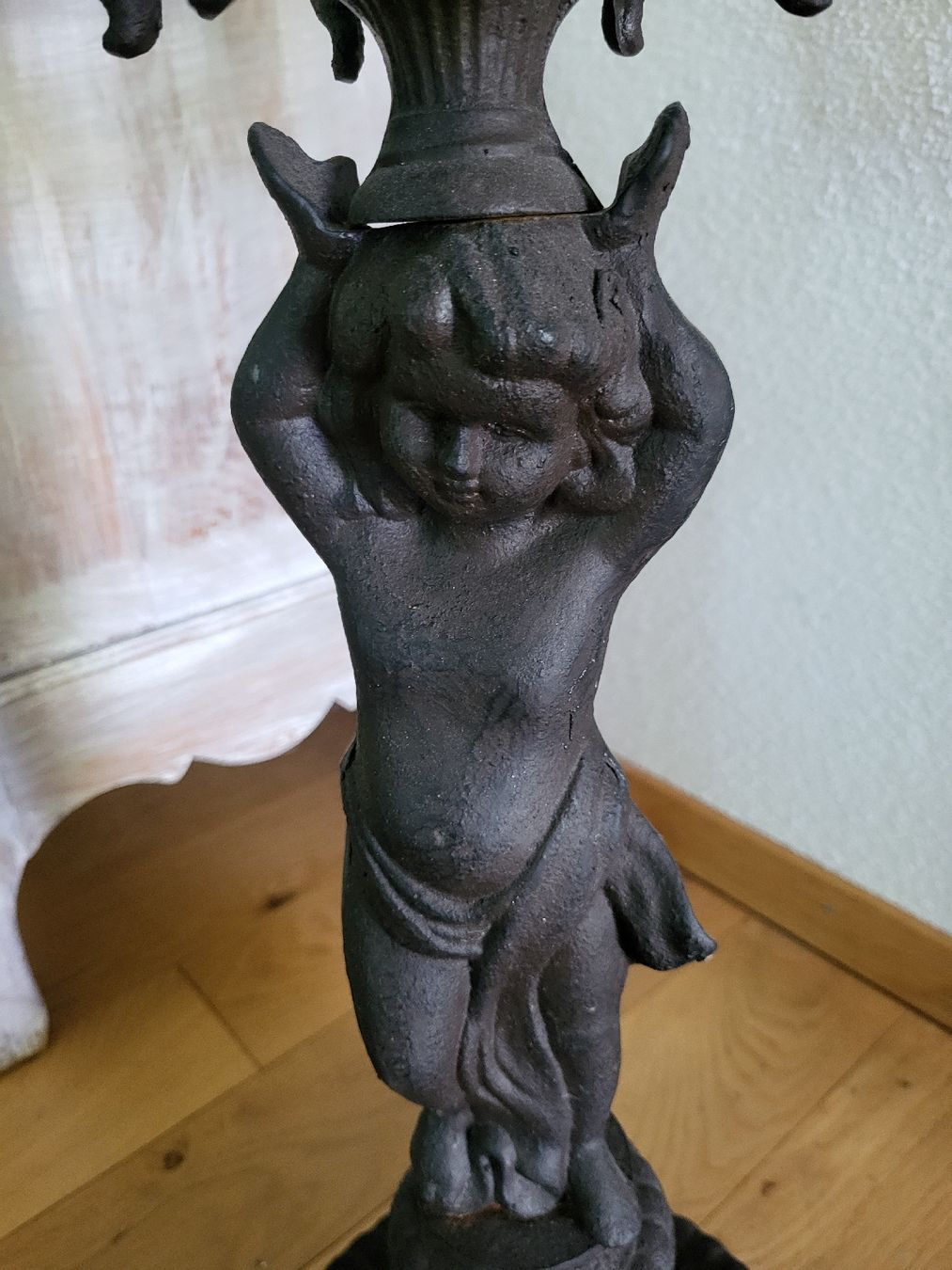 Kerzenständer: Kerzenständer Gusseisen mit Putti – Gebraucht aus Gutenswil von ghekko88 6