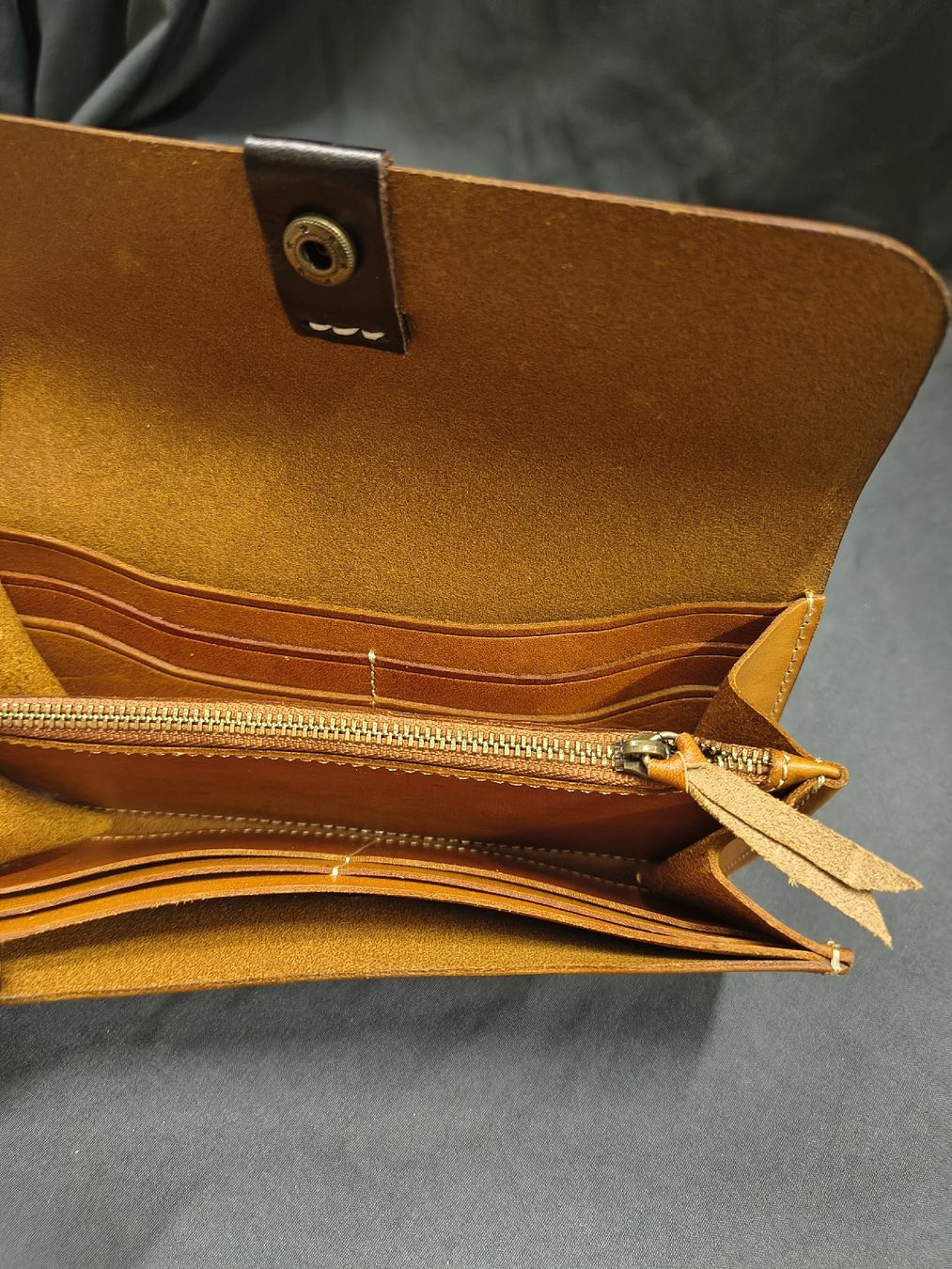 Portafogli: Leather wallet  – Nuovo e nell'imballaggio originale da Vevey venduto da cos-vero 1