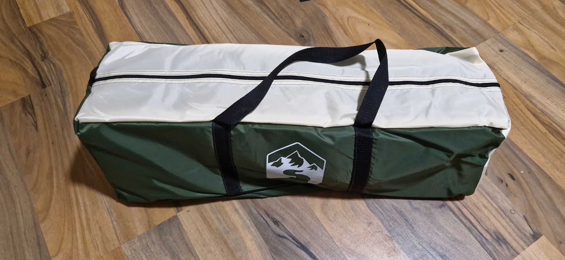 Vorzelte & Markisen: Autozelt für SUV, BUS oder Camper – Neu und originalverpackt aus Gams von illesbundi