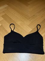 Lululemon Size 4 Black Sports Bra Top