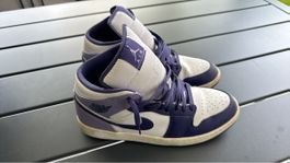 Air Jordan 1 Mid, Lila/Weiss, Grösse 45