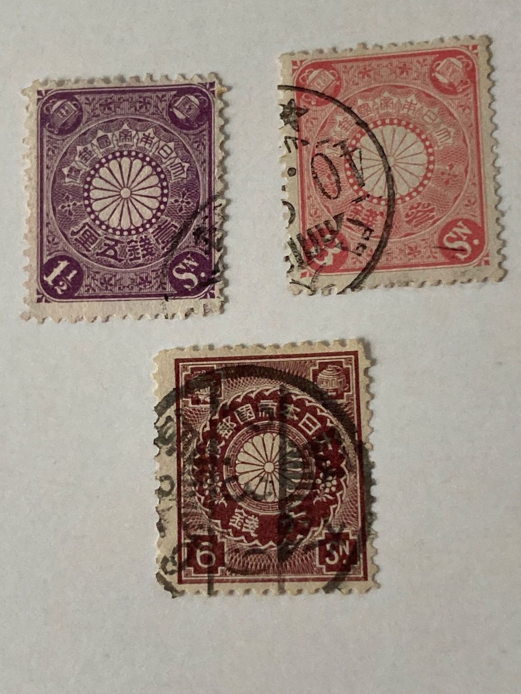Tutti i francobolli: JAPAN 1906/07  CHRYSANTHEMUM  MI.94-96 – Usato da Erlach venduto da Minka123
