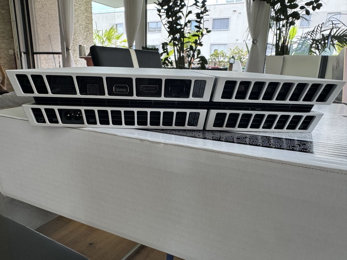 Sony Konsolen: PlayStation 4 weiss 500GB – Gebraucht aus Netstal von Svenswiss 1