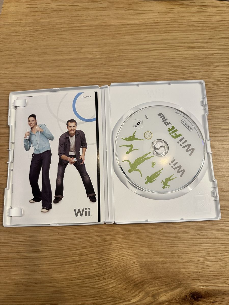 Nintendo Jeux: Wii Fit Plus – D'occasion à Ascona par Dodaeffe 1