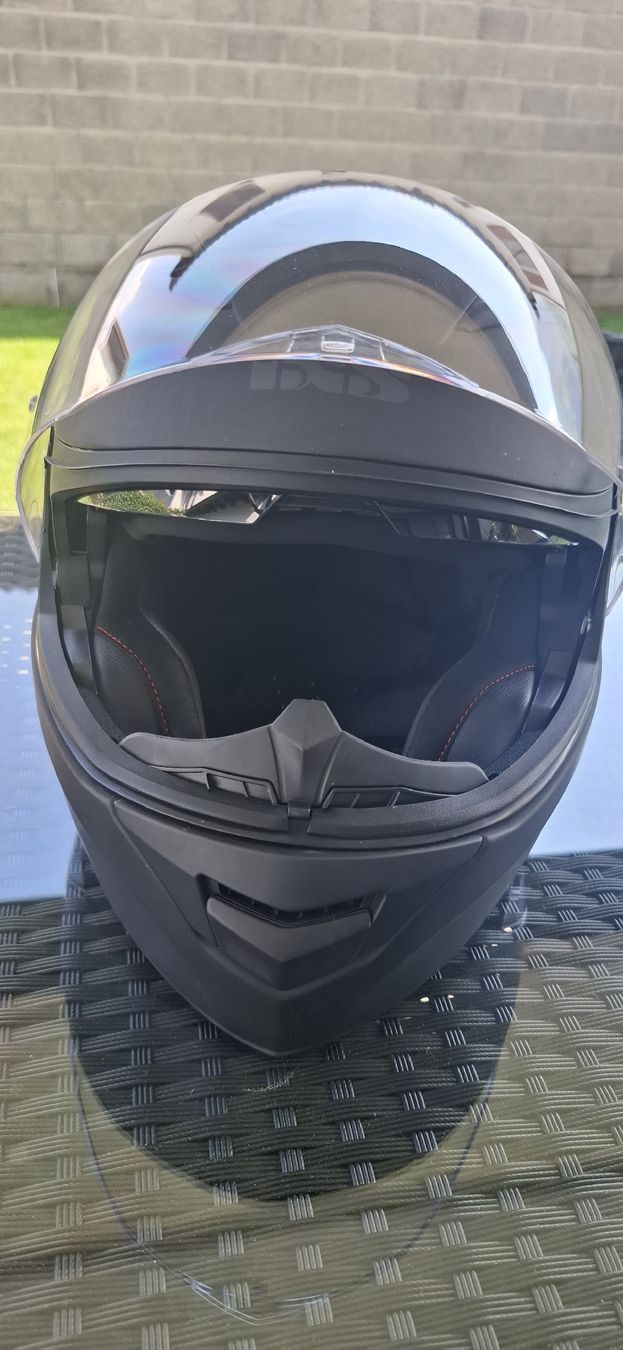 IXS Caschi & visiere: casco integrale con visiera per il sole marca ixs – Usato da Minusio venduto da fra_hvg7